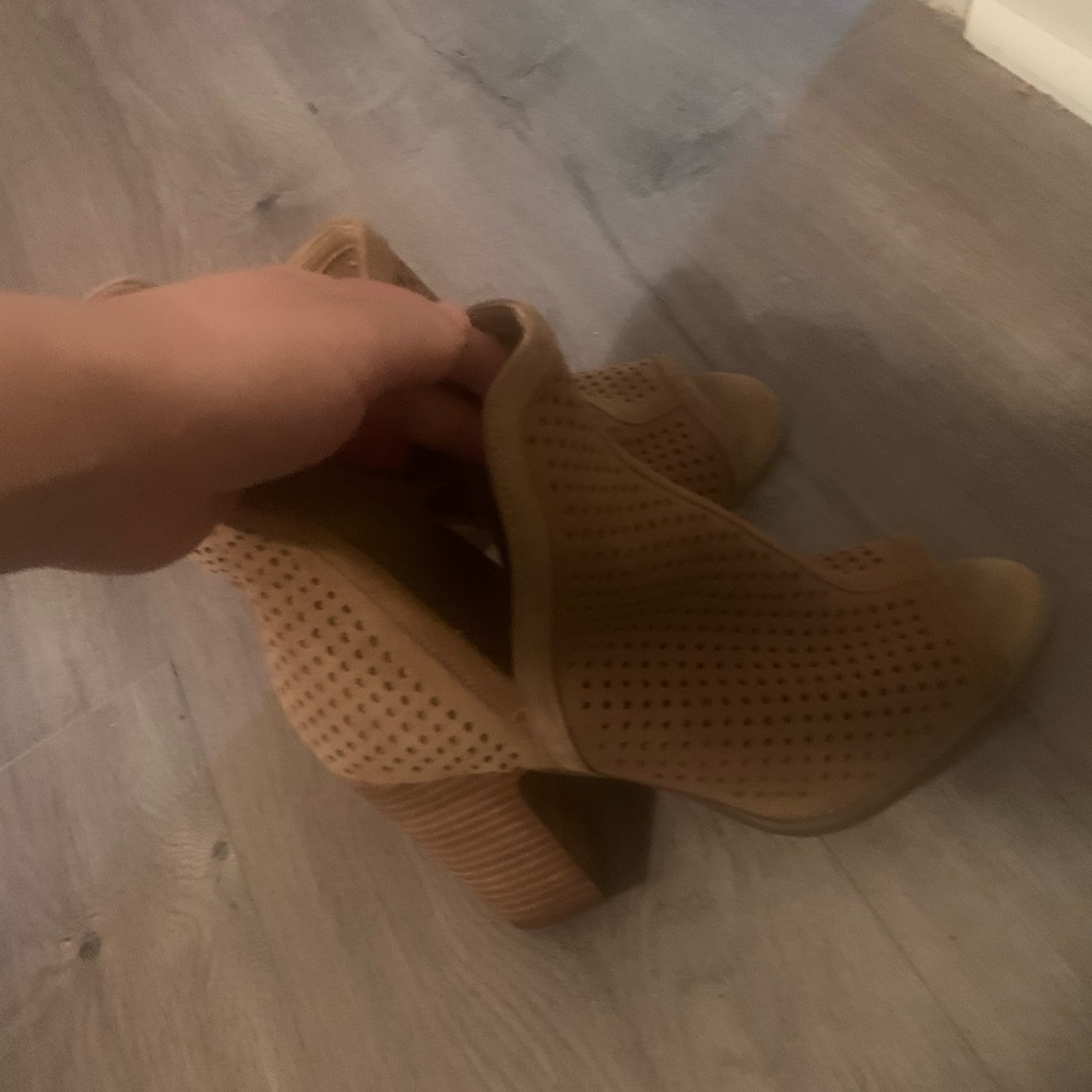 Lucky Brand Shoes